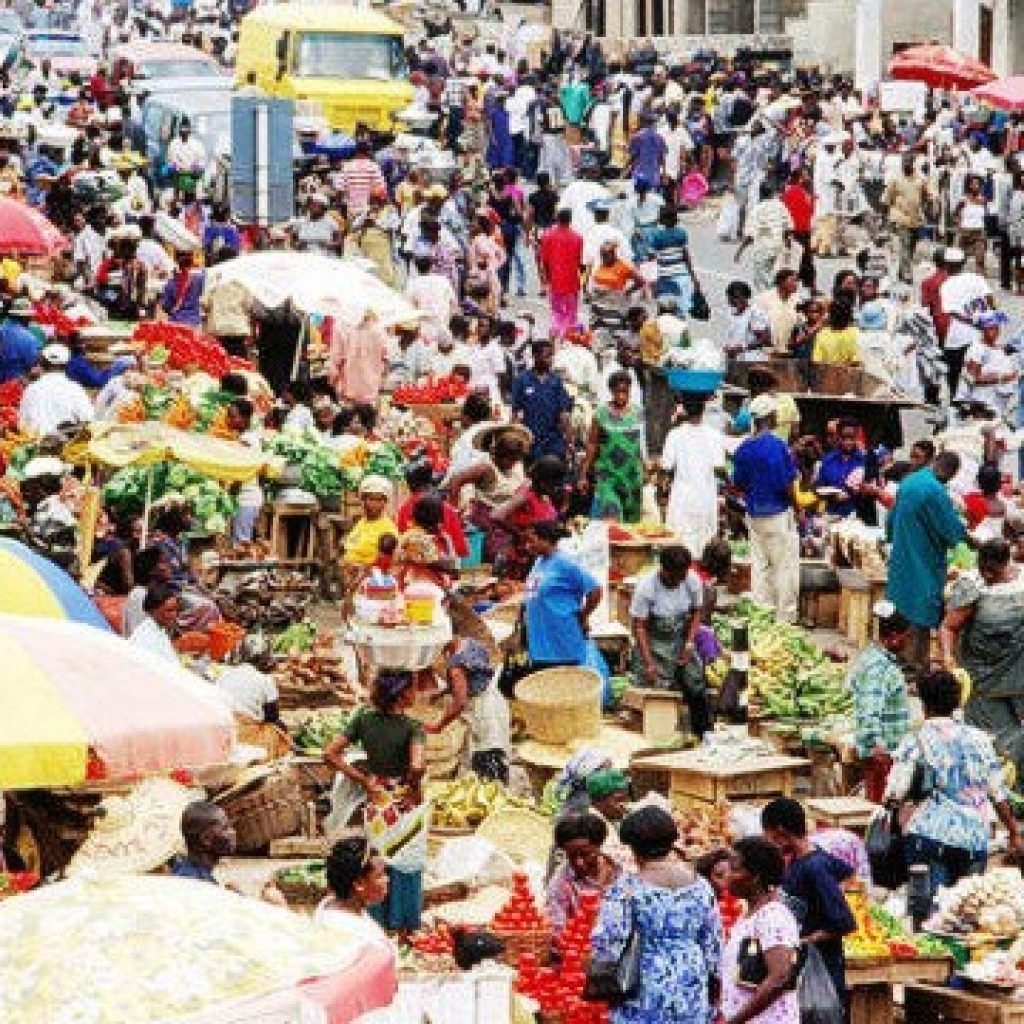 Traders slash prices of goods in Accra