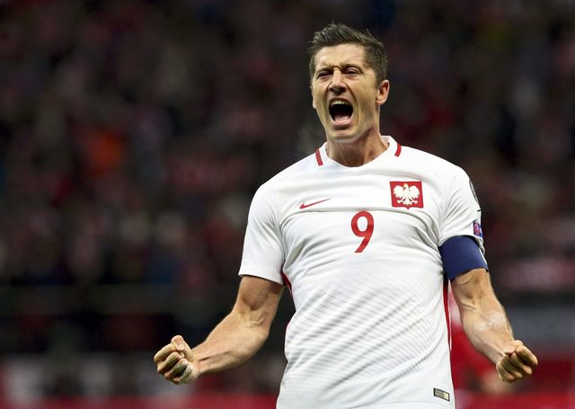 Football Soccer - Poland v Denmark - World Cup 2018 Qualifier