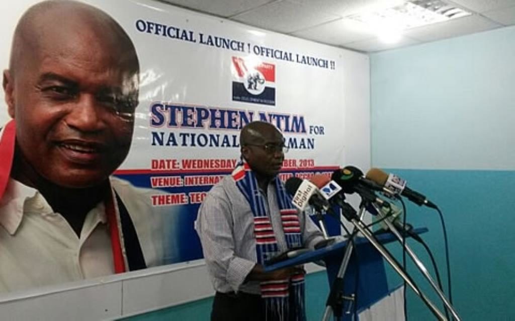 Three regional campaign coordinators of Stephen Ntim resign