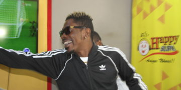 Shatta Wale acknowledges Happy FM for ‘Reign’ album launch success