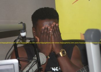 Suspension of Menzgold has affected me – Kumi Guitar cries