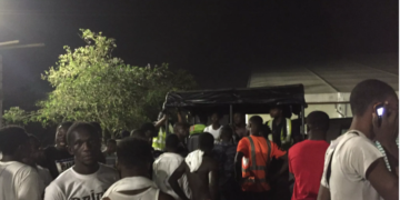 Two SM fans busted by police for allegedly having sex