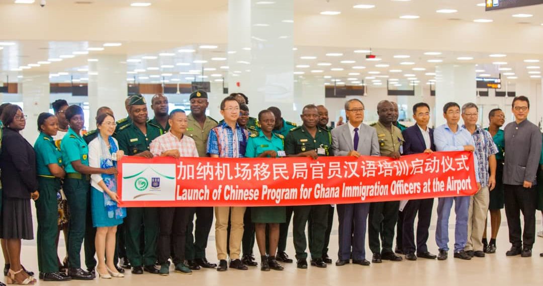 Confucius Institute To Train Immigration Officers in Chinese