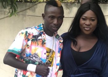 VIDEO: Sista Afia soaks Patapaa with a wild ‘Slay Queen’ on stage