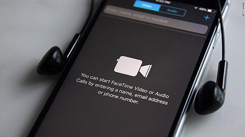 iPhone FaceTime bug lets other people eavesdrop on you