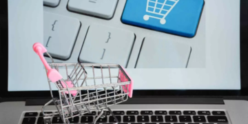 Online sellers use ‘drawing tactics’ to dodge new e-commerce law