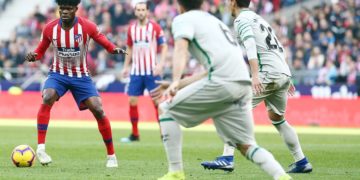 Performance of Ghanaian players abroad PART I: Appiah shoots down West Ham, Partey glitters for Atlético Madrid as Mensah sees red in Turkey