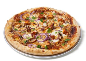 VIDEO: Easy steps on how to make BBQ Chicken Pizza