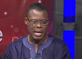 Fifi Kwetey accuses  politicians for the cedi depreciation