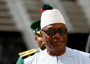 Mali leader sacks generals, disbands vigilantes after massacre