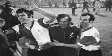 Today In Sports History: Feyenoord beat Celtic to win European Cup as Man United claim 9th Premier League title