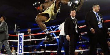 How Richard Commey disciplined Ray Beltran in pictures