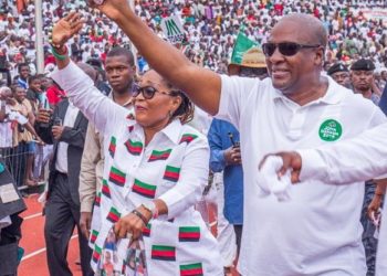 Mahama storms Savannah region