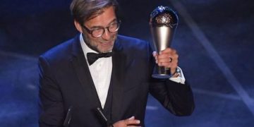 Klopp gets coach prize ahead of Guardiola and Pochettino