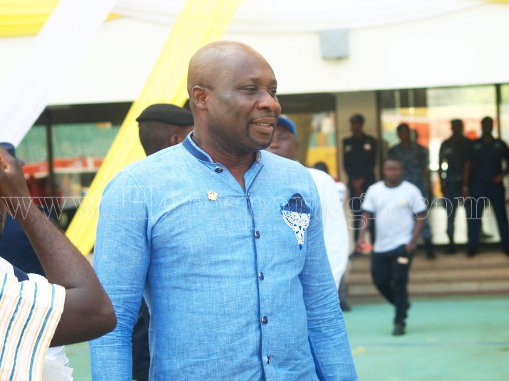 Video: George Afriyie mobbed as he submits forms