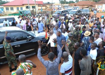 Nana Addo inspects work on Nkawkaw town roads