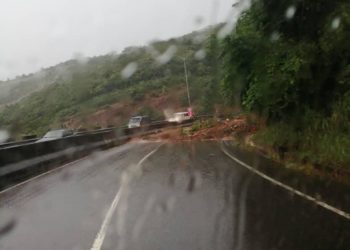 Mudslide: Peduase Ayi Mensah road closed