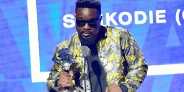 Sarkodie wins first 2019 BET International Flow award