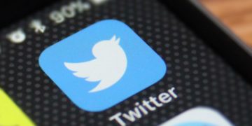 Twitter and TweetDeck are experiencing partial outages