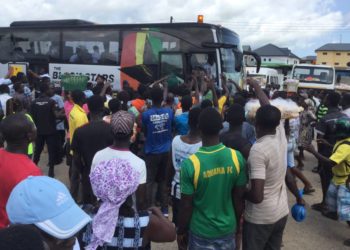 #BringBackTheLove: Black Stars mobbed by fans enroute to Cape Coast ahead of South Africa Clash