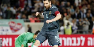Messi rescues Argentina against Uruguay