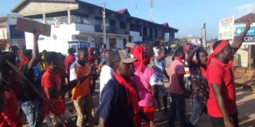 Police shot over ‘no road, no vote’ demo at Swedru