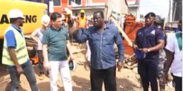 Incensed Roads Minister orders demolition of 22-storey building at Airport