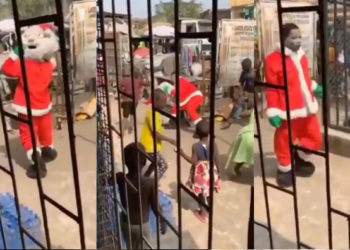 Video: Father Christmas attacked for showing up without gifts