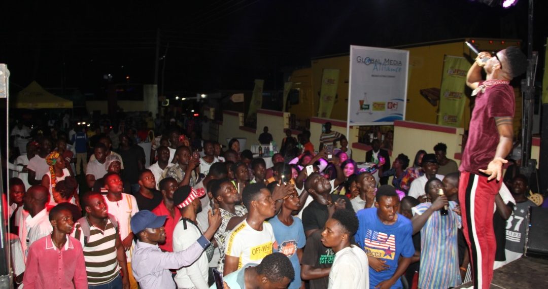 Happy Forecourt Party captivates patrons with phenomenal performances