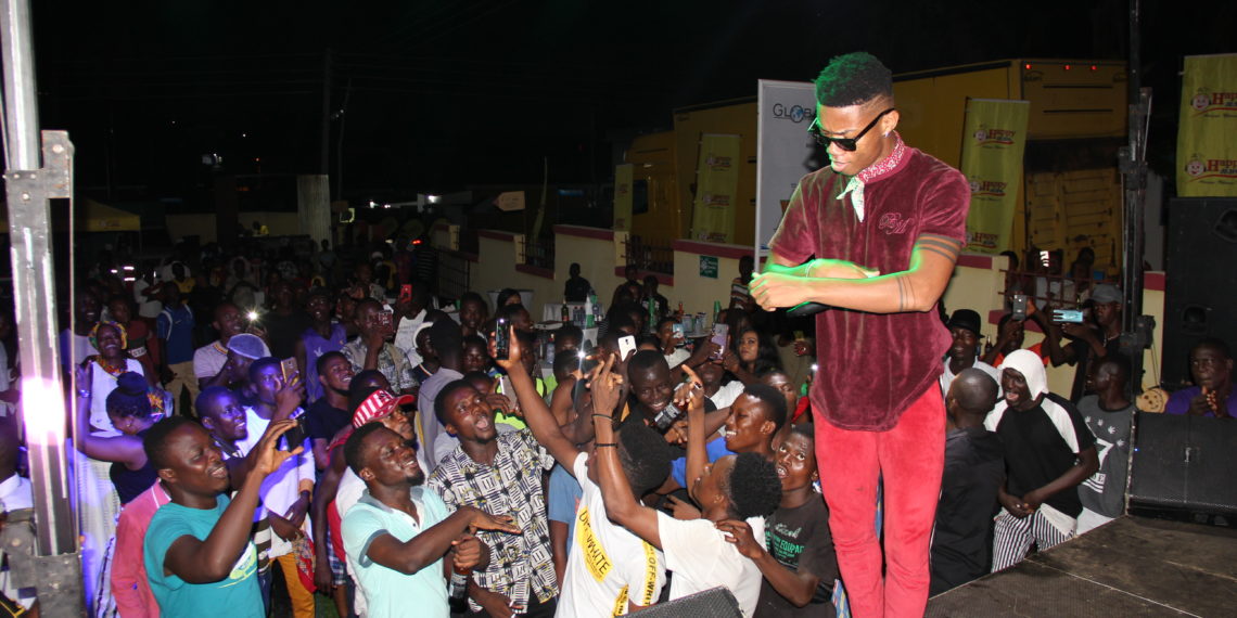 Video: Kidi rocks Happy Forecourt Party with exceptional ‘sugar’ tunes
