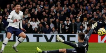 Son scores stunner as Tottenham thrash Burnley