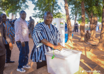Photos: District Assembly Election; Bawumia cast vote in Walewale