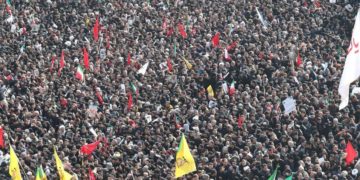 In Pictures: Iran mourns military commander killed by US drone strike