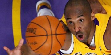 Kobe Bryant: Basketball legend dies in helicopter crash