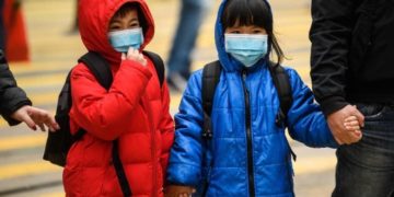 Coronavirus: Death toll climbs to 106 as China tightens measures
