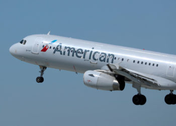 Family kicked off flight for ‘body odour’