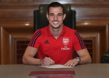 #WamputuTransfer: Cedric Soares joins Arsenal on loan from Southampton