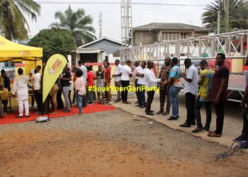 Hundreds turn up for Happy FM’s #SoakYourGariParty