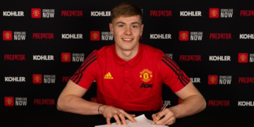 #WamputuTransfer: Man Utd sign keeper Nathan Bishop from Southend Utd