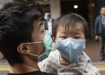 Coronavirus: Hong Kong reports first death as China's leadership admits ‘shortcomings’