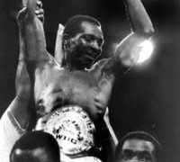 Today In Sports History: Nana Yaw Konadu defends WBA World bantamweight title
