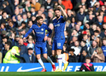 Chelsea beat Spurs in London derby