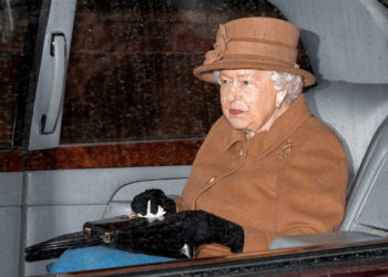 Queen Elizabeth leaves Buckingham Palace over coronavirus