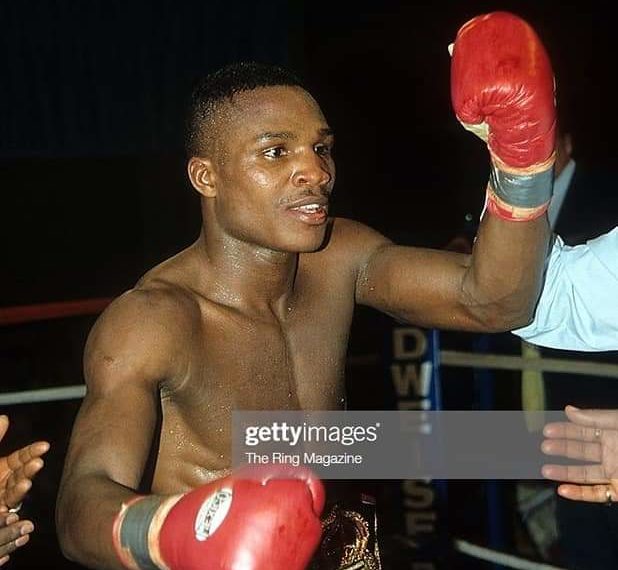 Today In Sports History: Ike Quartey disciplines Jung Oh Park to retain title