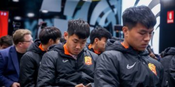 Coronavirus: Wuhan team back to China amid Spain outbreak