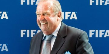 FIFA medical chief: Football shouldn’t be back until Sept