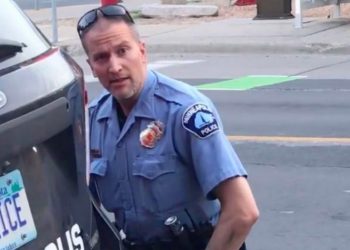 Cop who knelt on George Floyd charged with murder