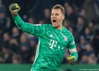 Manuel Neuer extends Bayern Munich contract to 2023