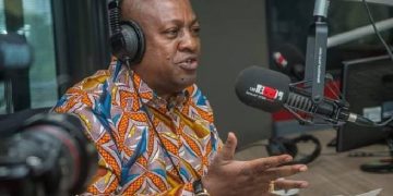 COVID-19 has not daunted your undying spirits – Mahama praises journalists on Press Freedom Day