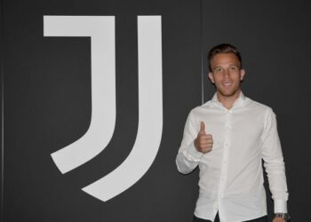 Arthur joins Juve from Barcelona for €82 million